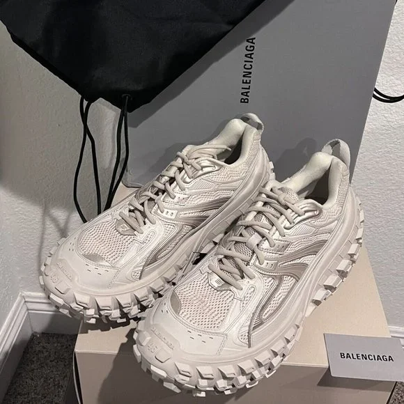 Balenciaga | Shoes | Balenciaga Bouncer Defender Low Top